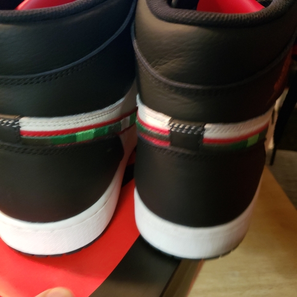 Jordan 1 A Star is Born 13 - Picture 7 of 8